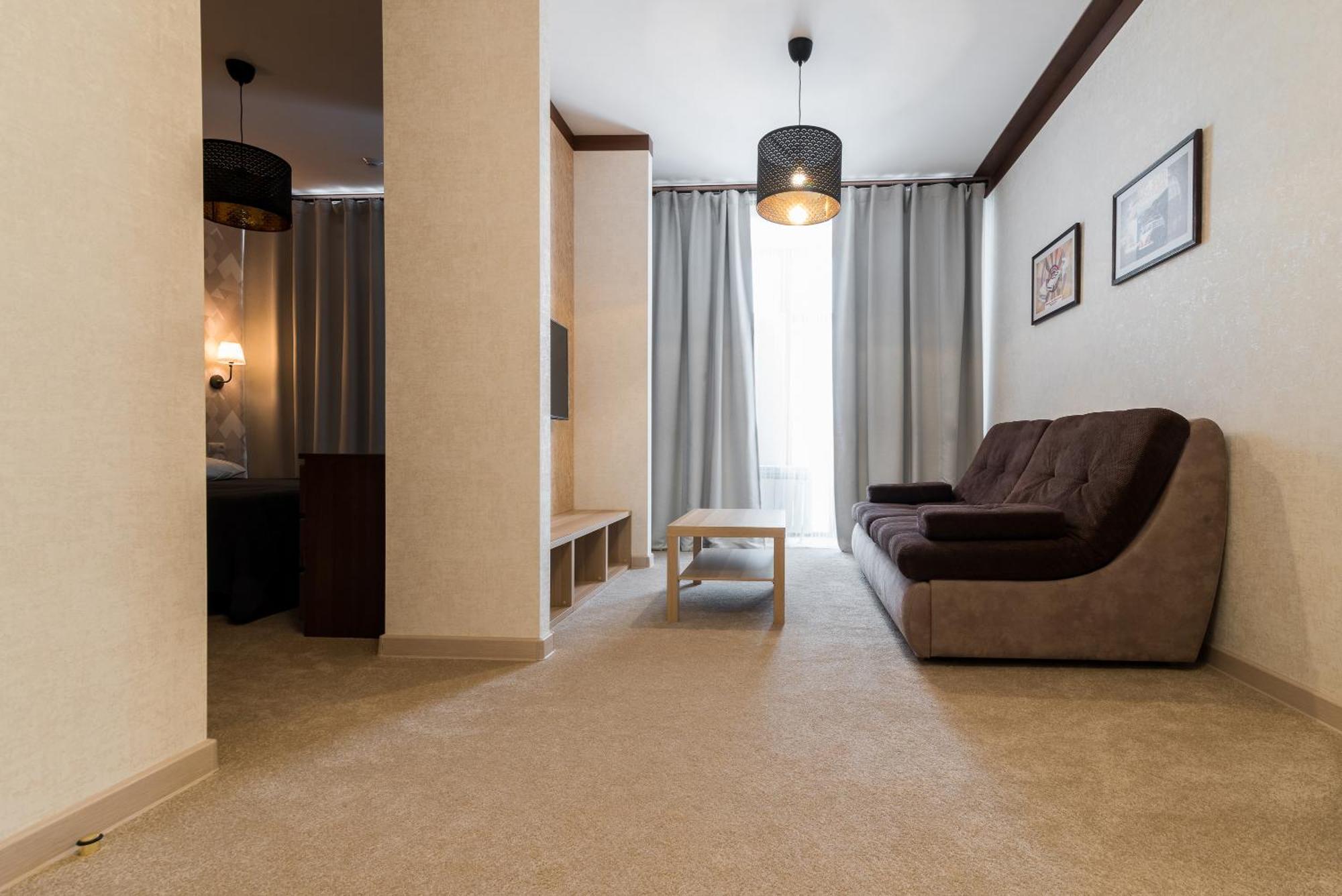 Lacasa Hotel Karagandy Exteriör bild